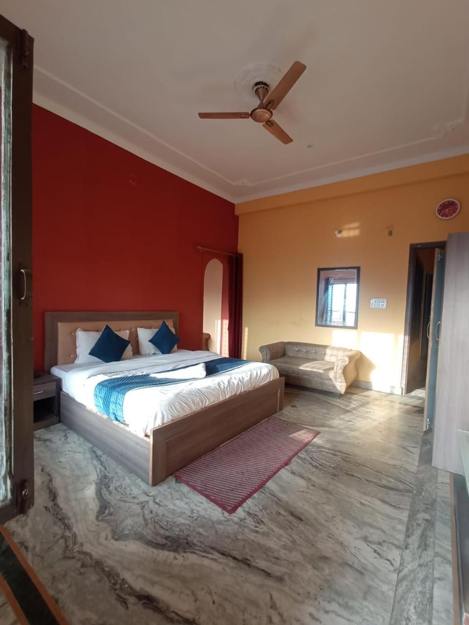 Siddhi Vinayak Hotel And Banquet Bhīm Tāl エクステリア 写真