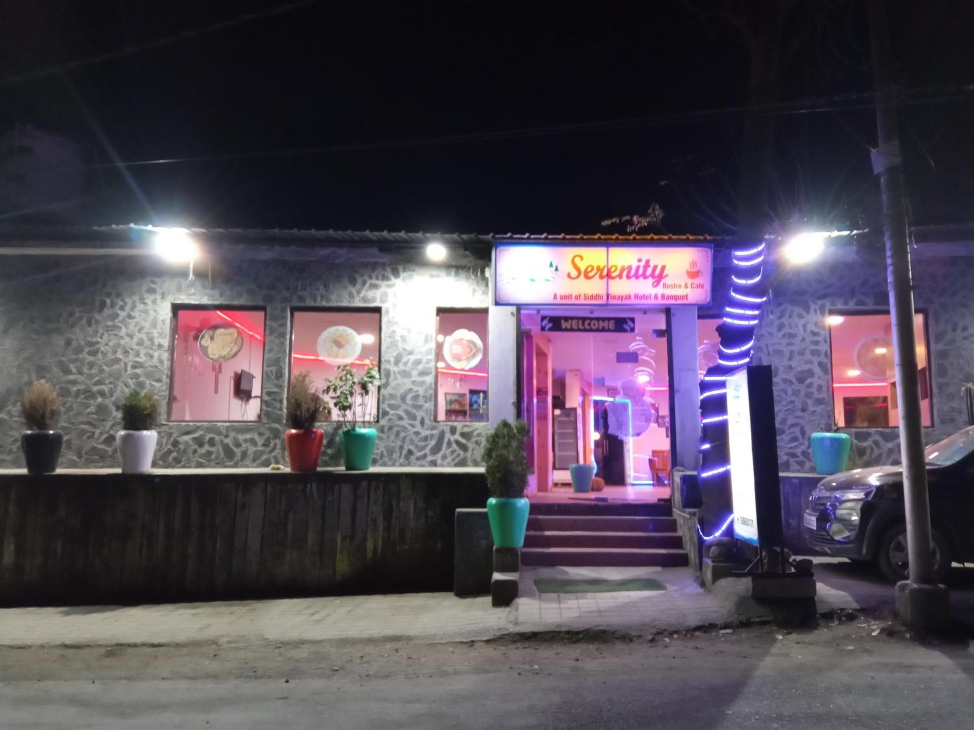 Siddhi Vinayak Hotel And Banquet Bhīm Tāl エクステリア 写真